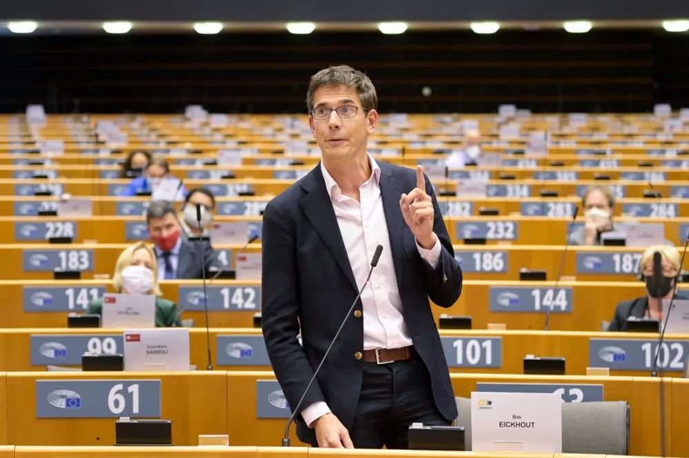 European Parliament member calls for bans on F-gases in refrigeration and ACs from 2024-2027