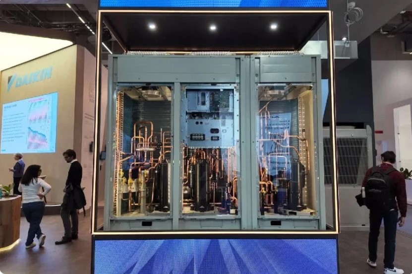 Daikin представила VRV на CO2