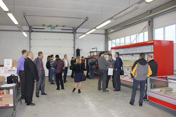 Workshop on organization of manufacture of CO2 refrigerating equipment and presentation of a working model of a CO2 refrigerating unit for a retail food store