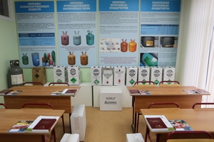 Attendees came to a specially equipped laboratory with teaching posters, illustrating videos, presentations and lectures. What’s most important are true samples of counterfeit goods and rapid-response analyzers to detect them