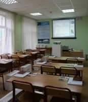 Представителей силовых структур ждала специально оборудованная лаборатория, учебные плакаты и демонстрационные фильмы, презентации и лекции. Но самое главное –  реальные образцы контрафактной продукции и экспресс-анализаторы для её обнаружения